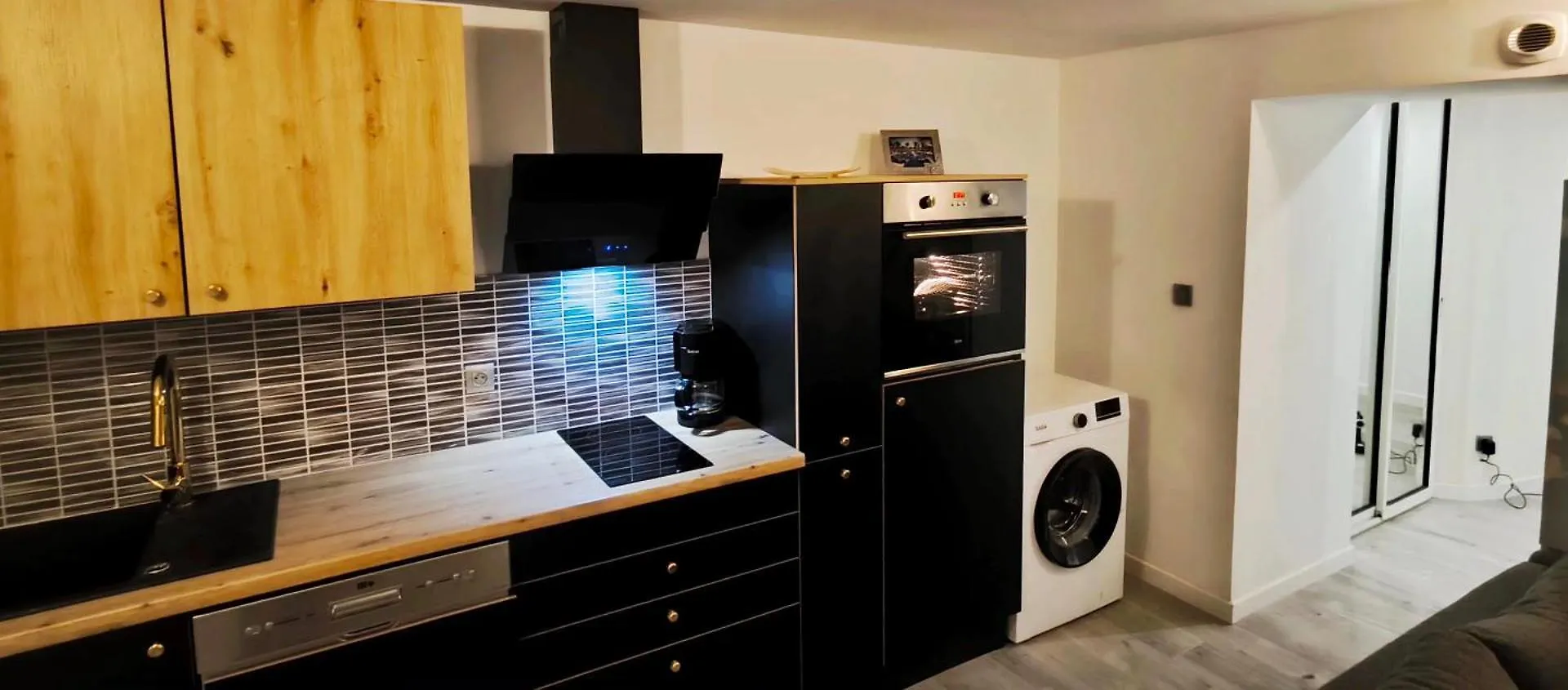 Ste Cosy Apartment Istres